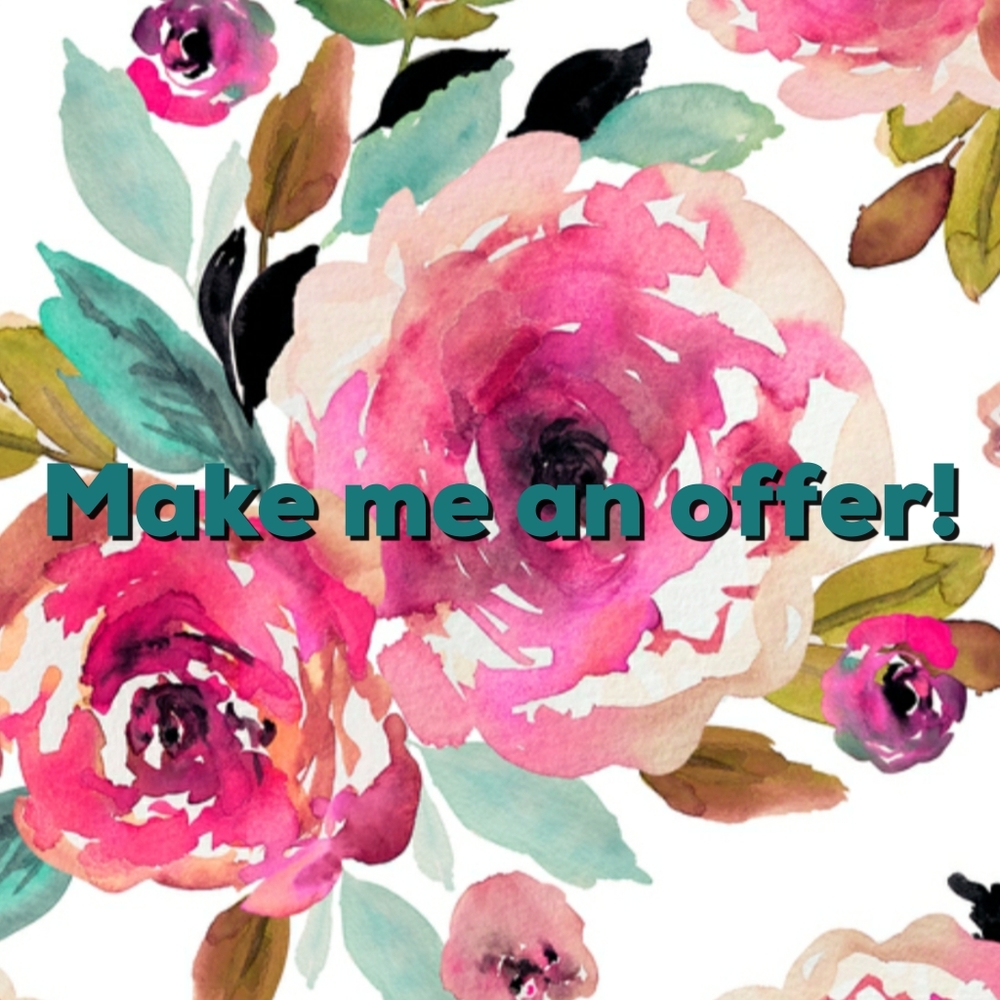 💕All offers considered 💕